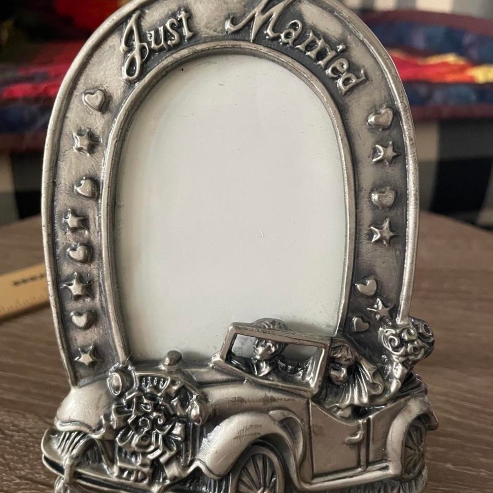Vintage Silver metal "Just Married" photo frame